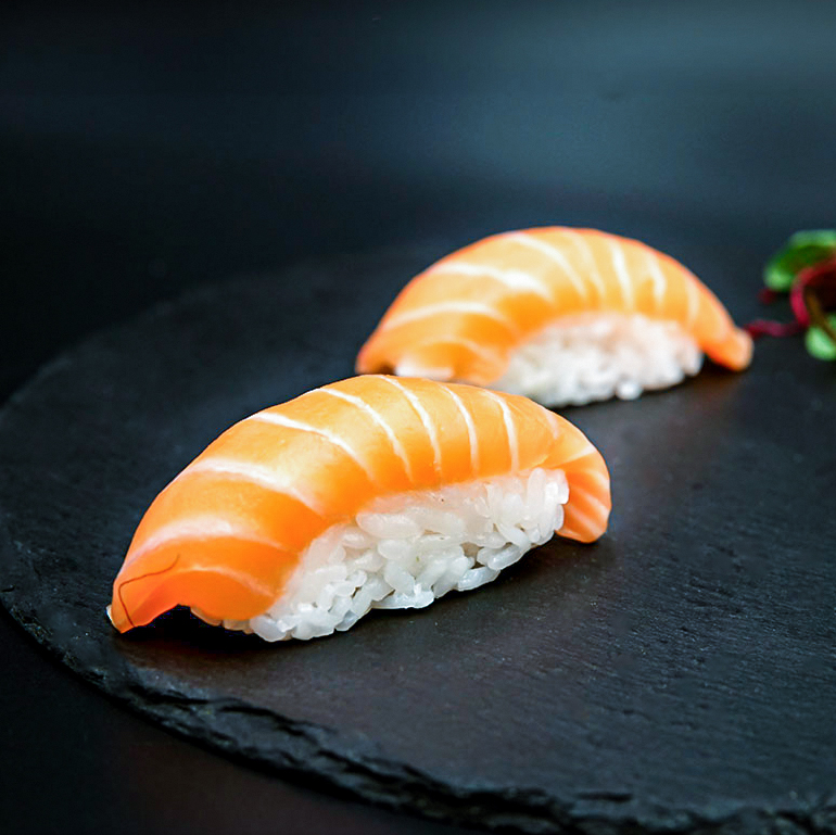 Sushi Salmon Nigiri